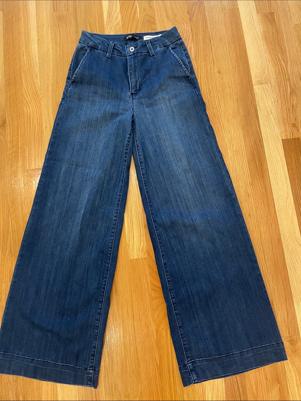 BCBGeneration Wide-Leg Jeans in Dark Indigo Blue
